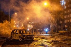 Zelensky advierte que los ataques de Rusia están superando a las defensas aéreas: hay 9 muertos